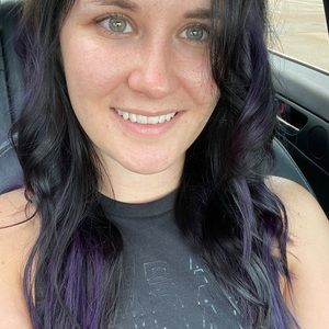 Meet your Posher, Kelly